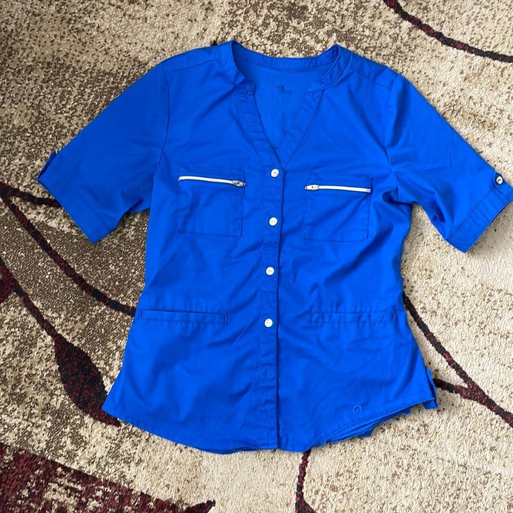 Jaanuu scrub top